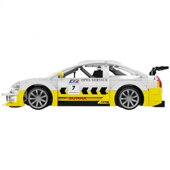 Opel Astra V8 Coupe - 330 pcs &mdash; image 3 of 6