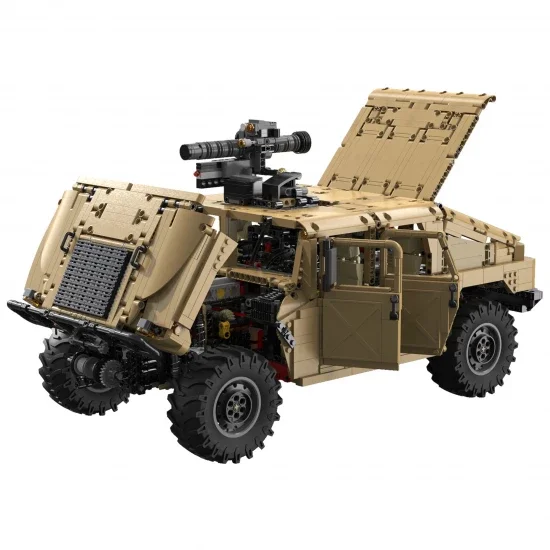1:8 HUMVEE - 3935 pcs — image 16 of 18