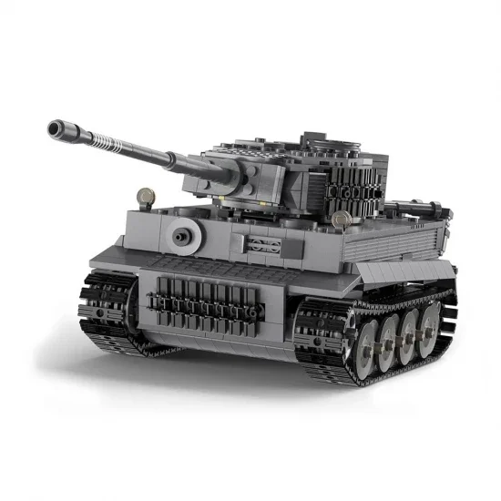 MOC- Tiger Tank - 925pcs — image 1 of 8