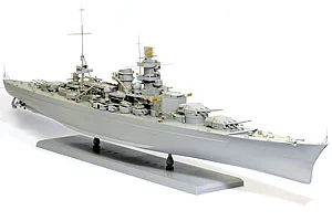 Dragon German Battleship Scharnhorst 1943