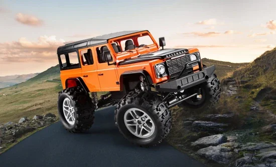 EE 1:14 Radio Control Land Rover Defender — image 9 of 17