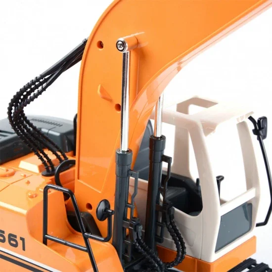 EE 1:16 RC Excavator — image 5 of 6