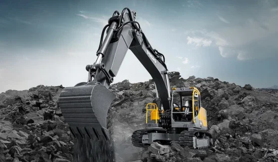 EE 1:20 Volvo EC160E RC Excavator — image 3 of 7