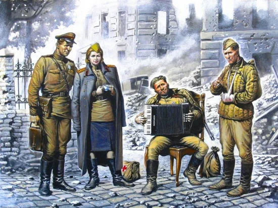 May 1945 (4 figures) — image 1 of 3