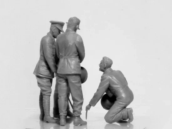 WWI British Tank Crew 4 Figures &mdash; image 6 of 13