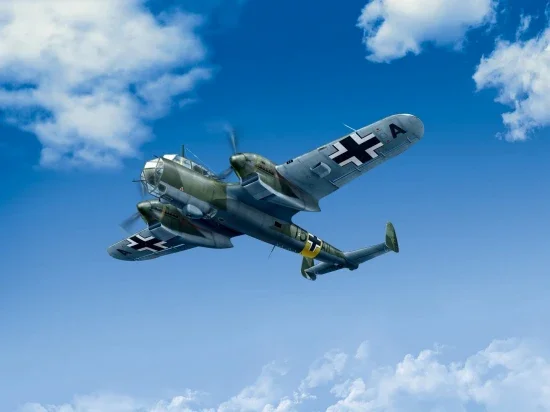 Do 215 B-4 - WWII German Reconnaissance Plane — image 1 of 3