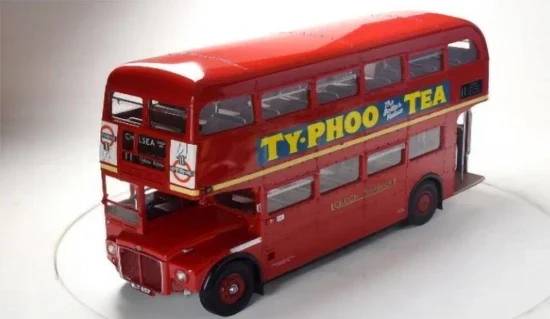 1:12 Routemaster Bus 1961 – metal kit 1247 parts — image 2 of 2