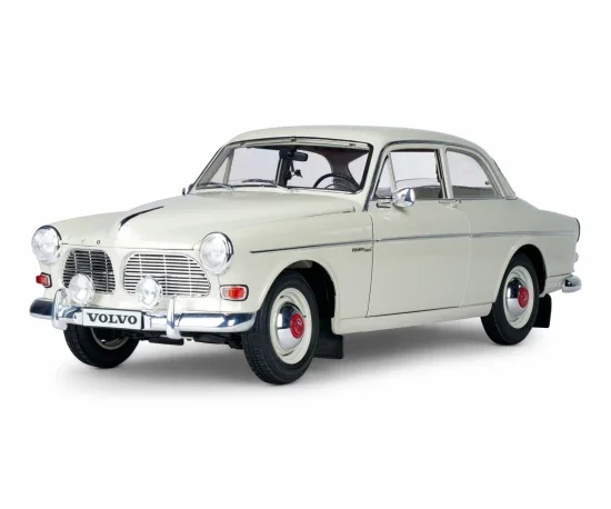 IXO Full Kit Volvo S122 Amazone 1:8 Scale Metal Kit — image 1 of 11