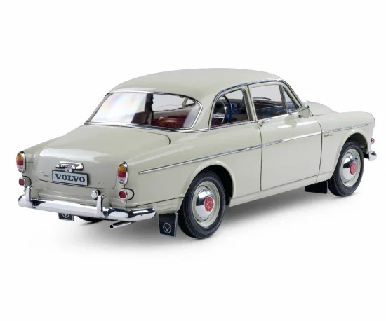 IXO Full Kit Volvo S122 Amazone 1:8 Scale Metal Kit — image 9 of 11