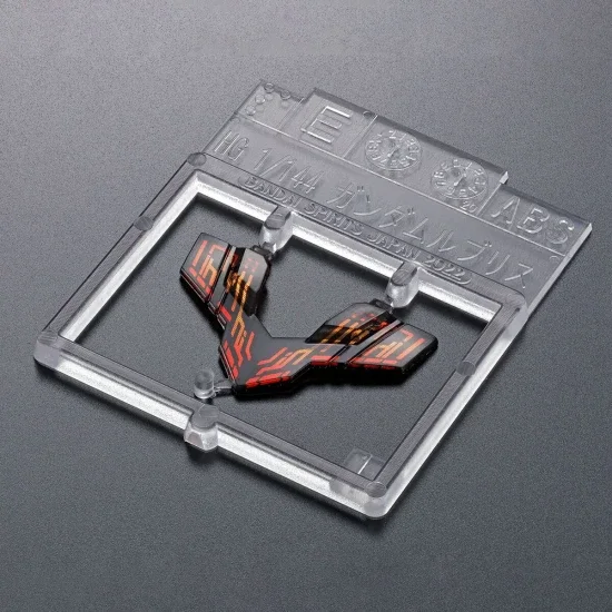 HG 1:144 Gundam Lfrith — image 6 of 11