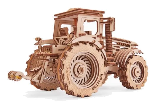 Wood Trick Tractor — image 2 of 5