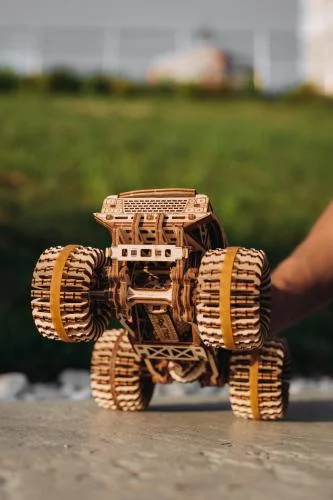 Wood Trick Monster Truck — image 14 of 17