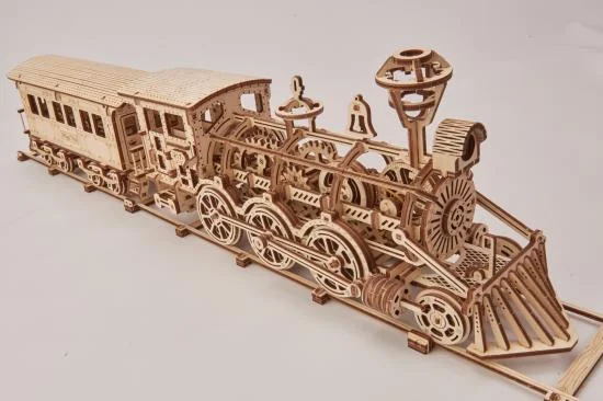 Wood Trick Locomotive R17 — image 2 of 14