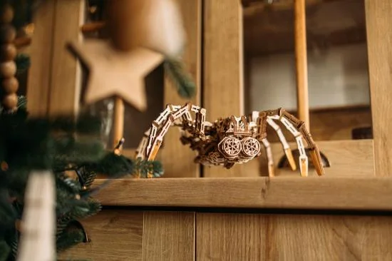 Wood Trick Space Spider — image 3 of 6