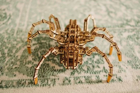 Wood Trick Space Spider — image 4 of 6