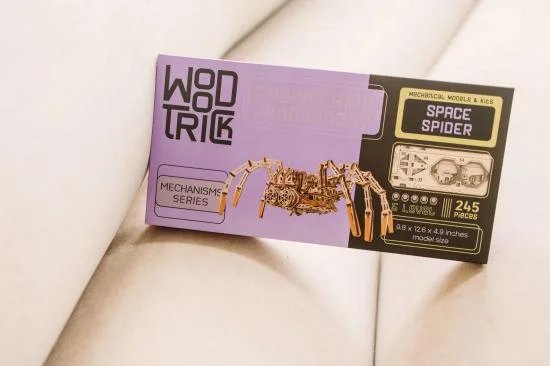 Wood Trick Space Spider — image 6 of 6