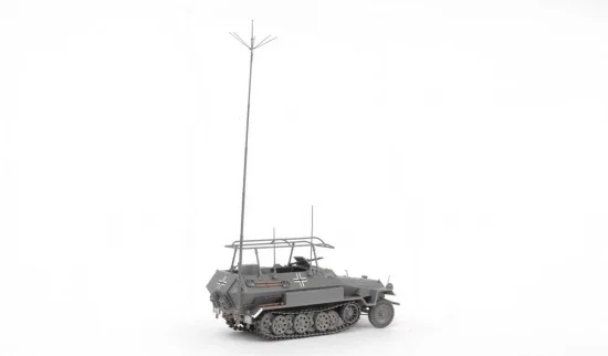 Zvesda Sd.Kfz 251/3 Ausf.B Radio Car — image 9 of 12