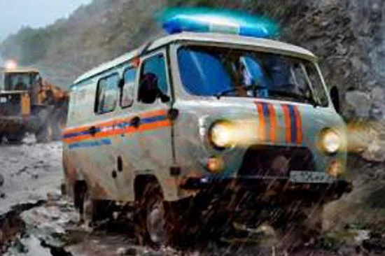Zvesda Uaz 3909 Emergency Service Vehicle — image 2 of 9