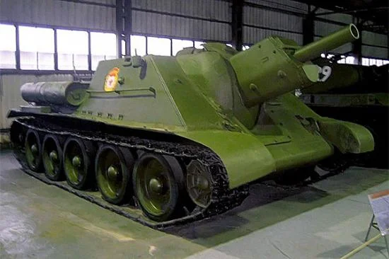Zvezda Su-122 Soviet Tank Destroyer — image 2 of 9