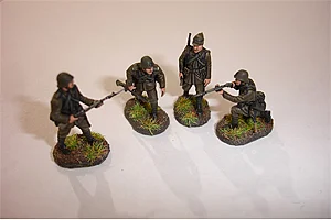 Zvezda 1/72 German Infantry East Front1941 — image 2 of 6