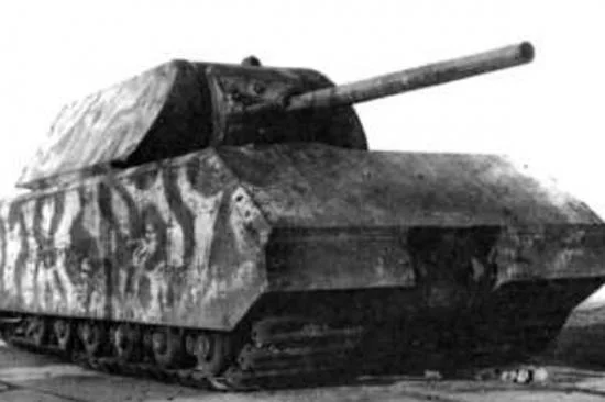 Zvezda German Maus Super Heavy Tank — image 1 of 2