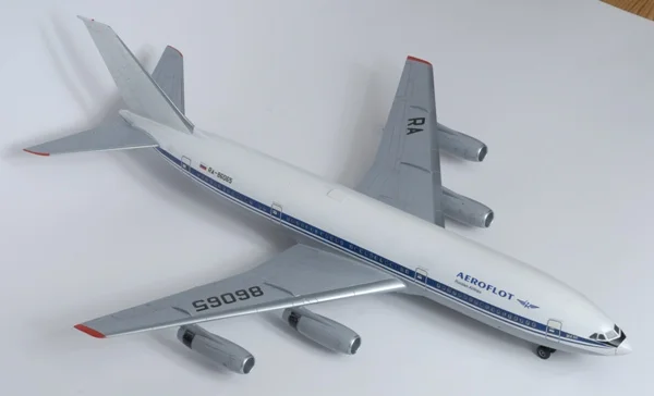 Zvezda Ilyushin Il-86 — image 3 of 10