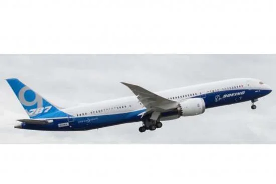 Zvezda Boeing 787-9 — image 2 of 7