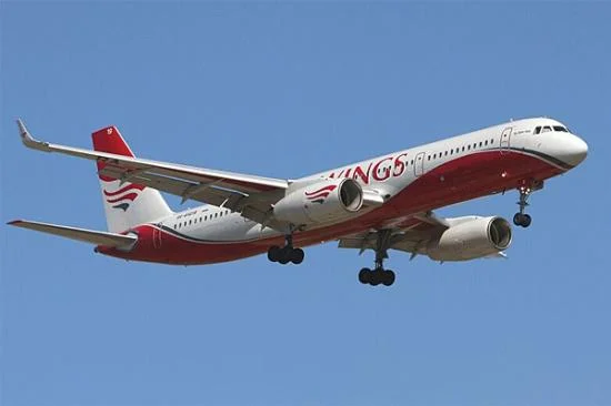 Zvezda Boeing 737 Max 8 — image 1 of 6
