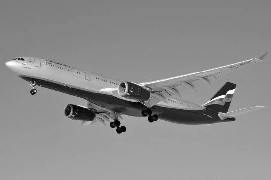 Airbus A330-300 — image 2 of 4