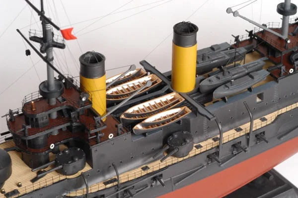 Zvesda Russian Battle Cruiser Borodino — image 5 of 5