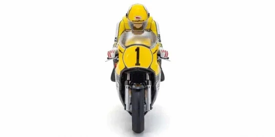Kyosho Moto Hanging On Racer Yamaha YZR500 1978 1:8 Kit — image 6 of 7