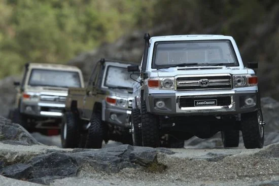 KillerBody Toyota Land Cruiser LC70 Hard Body Set - 313mm WB — image 9 of 13