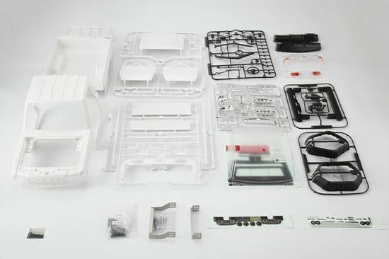 Killer Body Toyota Land Cruiser 70 Hard Body Kit With Pedal + Arches - White (323mm WB) — image 2 of 3