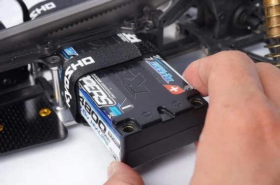Shorty Battery Mount Set Koswork 2.0mm Carbon - Optima Mid — image 3 of 5