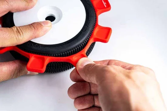Koswork UFO High Strength Silicone 1:8 BuggyTire Glue Bands (4) Red — image 2 of 4