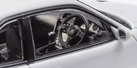 Kyosho 1:43 Nissan Skyline R34 GT-R V-Spec II White Pearl — image 5 of 5