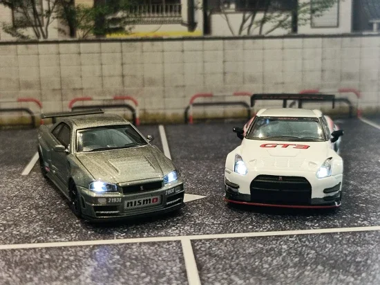 Kyosho MOTN LED System 1:64 Skyline GT-R Nismo GT-3 Presentation &mdash; image 5 of 6