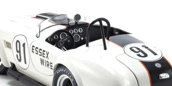 Kyosho 1:18 Shelby Cobra 427 S/C Essex Wire Bridgehampton 1965 Nr.91 — image 5 of 7