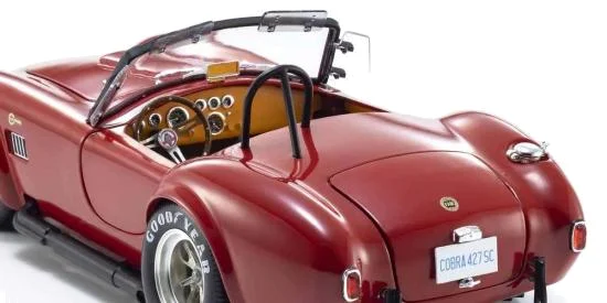 Kyosho 1:18 Shelby Cobra 427 S/C Spider 1962 Red — image 6 of 7