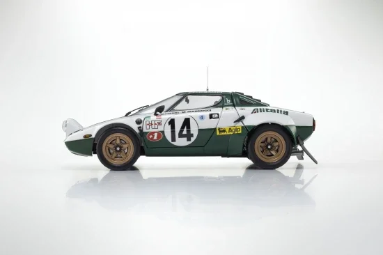 Kyosho 1:18 Lancia Stratos HF S.Munari Winner Monte Carlo 1975 Nr.14 — image 7 of 11