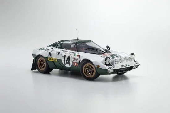 Kyosho 1:18 Lancia Stratos HF S.Munari Winner Monte Carlo 1975 Nr.14 — image 5 of 11