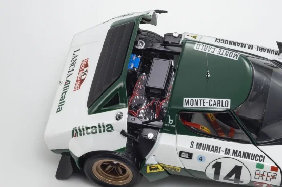 Kyosho 1:18 Lancia Stratos HF S.Munari Winner Monte Carlo 1975 Nr.14 — image 2 of 11