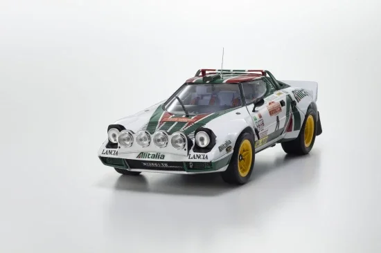 Kyosho 1:18 Lancia Stratos HF B.Waldegard Winner San Remo 1976 Nr.4 &mdash; image 8 of 11