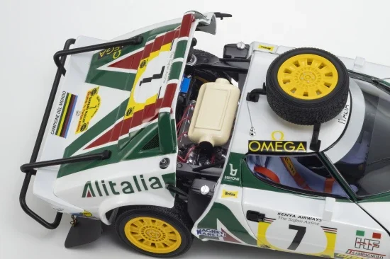 Kyosho 1:18 Lancia Stratos HF S.Munari 3rd Safari Rally 1977 Nr.7 — image 11 of 11