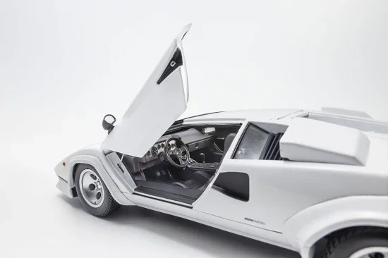 Kyosho 1:18 Lamborghini Countach LP400 S White — image 10 of 11