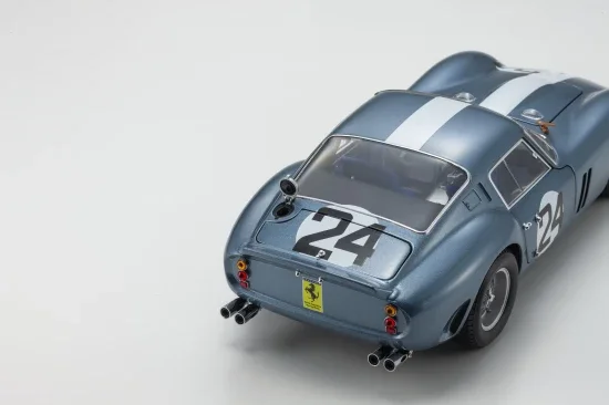 Kyosho 1:18 Ferrari 250 GTO Sebring 1st GT 3.0 1962 Nr.24 — image 5 of 8