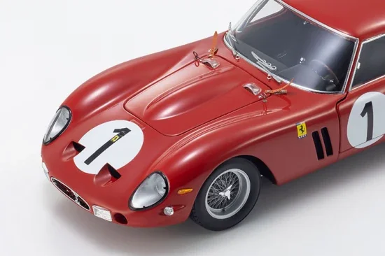 Kyosho 1:18 Ferrari 250 GTO 1000Kms Paris 1962 1st OA 3987GT Nr.1 &mdash; image 2 of 8