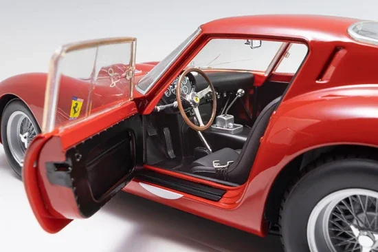 Kyosho 1:18 Ferrari 250 GTO 1000Kms Paris 1962 1st OA 3987GT Nr.1 &mdash; image 8 of 8