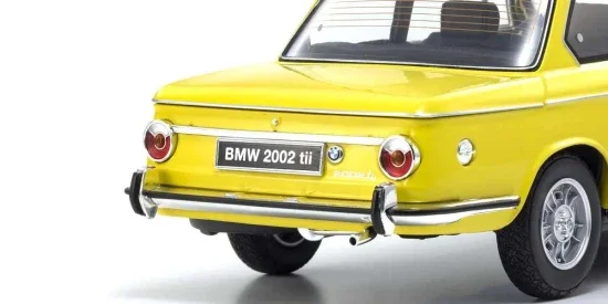 Kyosho 1:18 BMW 2002 Tii 1972 Yellow — image 4 of 8