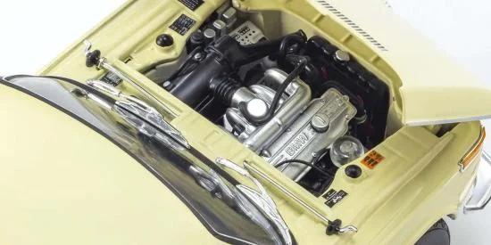 Kyosho 1:18 BMW 2002 Tii 1972 Cream — image 5 of 7